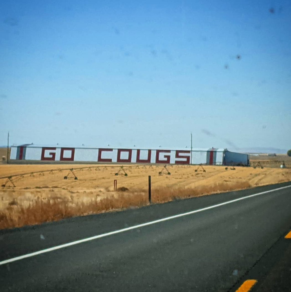 wsmagazine's tweet photo. Never gets old. #GoCougs #WSU #WeAlwaysFindOurWayBackHome https://t.co/qvTpyNEP4E