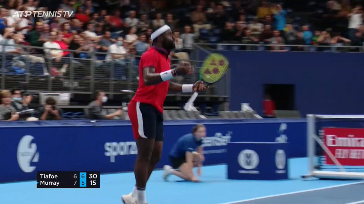 Frances asking the crowd to get up again after a terrific point brings him with two points of set two.