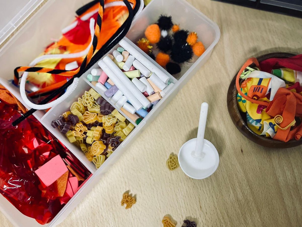 We’re ready for Autumn, are you? 🍂🎃

#littlelambs #autumn #nurserylife #earlyyears #autumnalleaves #halloween #october #sensorydevelopment #languagedevelopment #childledlearning #finemotorskills