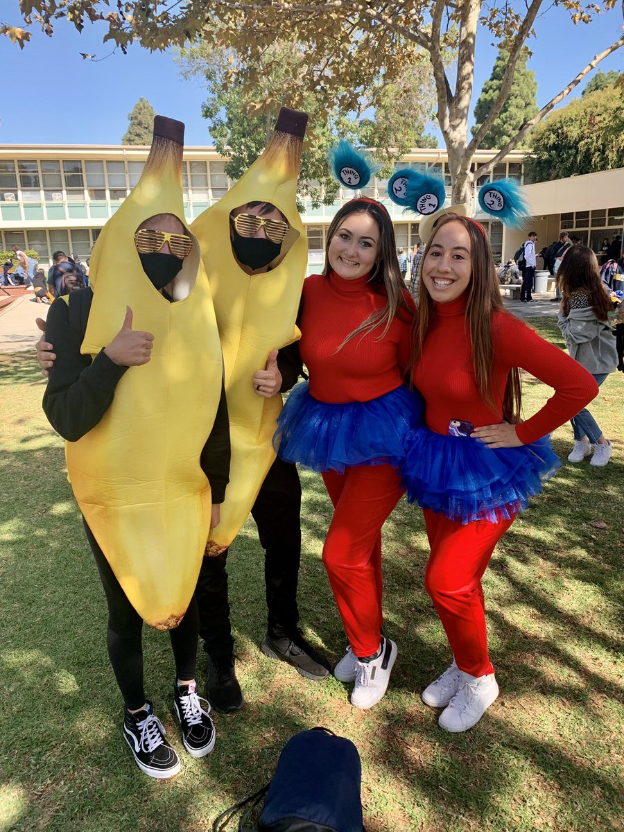 PrincipalVega's tweet photo. Amazing spirit @RamHiASB! #AttackOfTheClones #ReturnOfTheRams #Homecoming @mhs_robinson https://t.co/qZ6A6nvDk5
