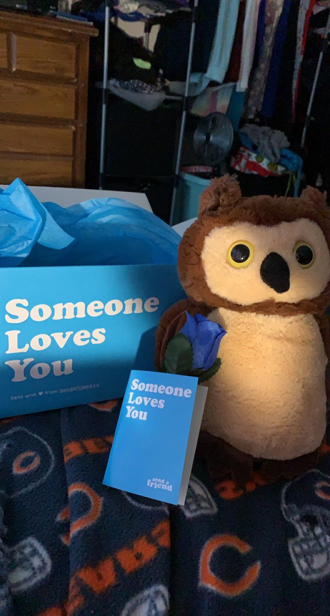 fearlessxx93's tweet photo. Look at what my boyfriend sent me to comfort me after my procedure today!! ❤️ #sendafriend https://t.co/8KEffOv9WC