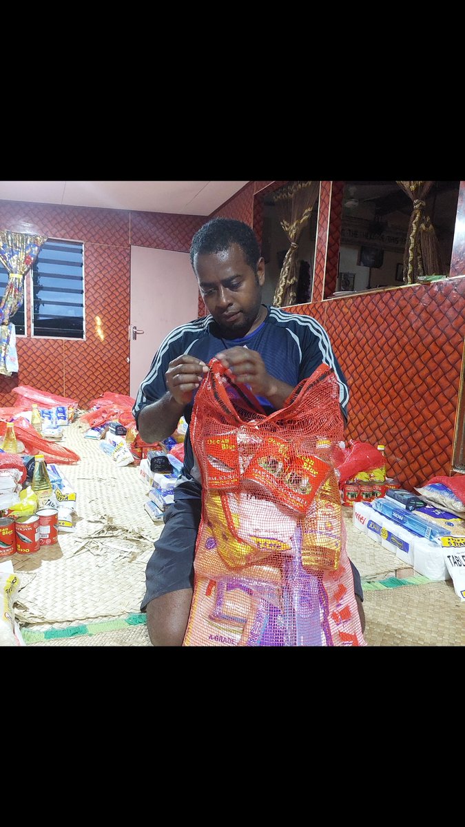 operationgracee's tweet photo. Always grateful to our team of volunteers who apart from their own daily work always try to assist where they can especially with the packing of our care packs. https://t.co/bIWZ19D786