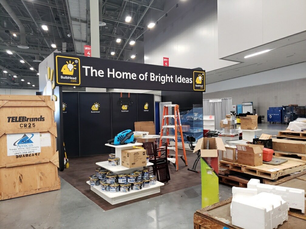AmicusTradeshow's tweet photo. It’s that time of year again and we are at The Hardware Show in Las Vegas! Almost show time! Come visit at booth 4311! @BulbHeadIdeas #boothbuilds https://t.co/QeNkzbnSN1