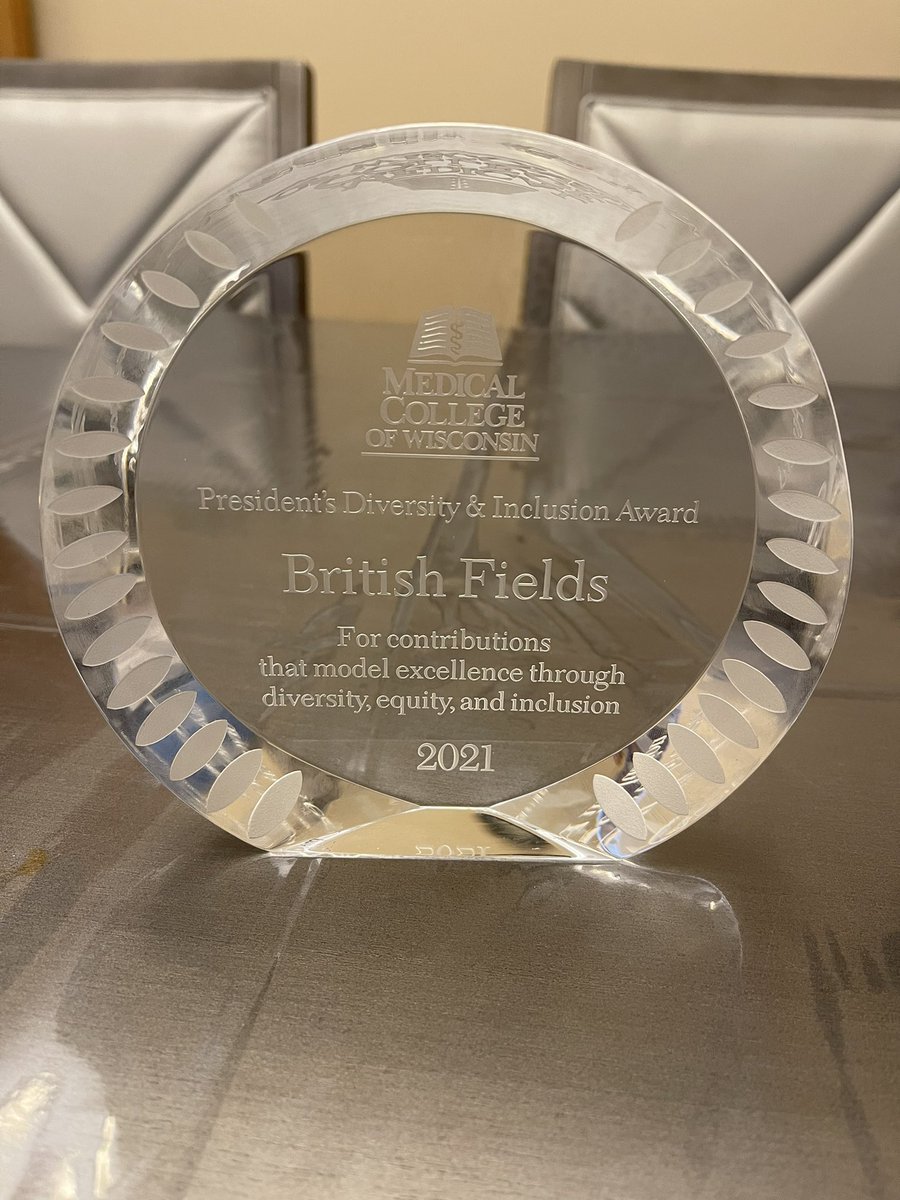 BritishFields_'s tweet photo. Today I had the honor and privilege of receiving the Presidentβs Diversity & Inclusion! I was so happy to share this moment with my Mother, who came up from Chicago. Thanks to my nominators for seeing value in my advocacy work! @MedicalCollege @MCWPresident #DEIWork #Advocate βπΎ https://t.co/1F0nhqz9TA