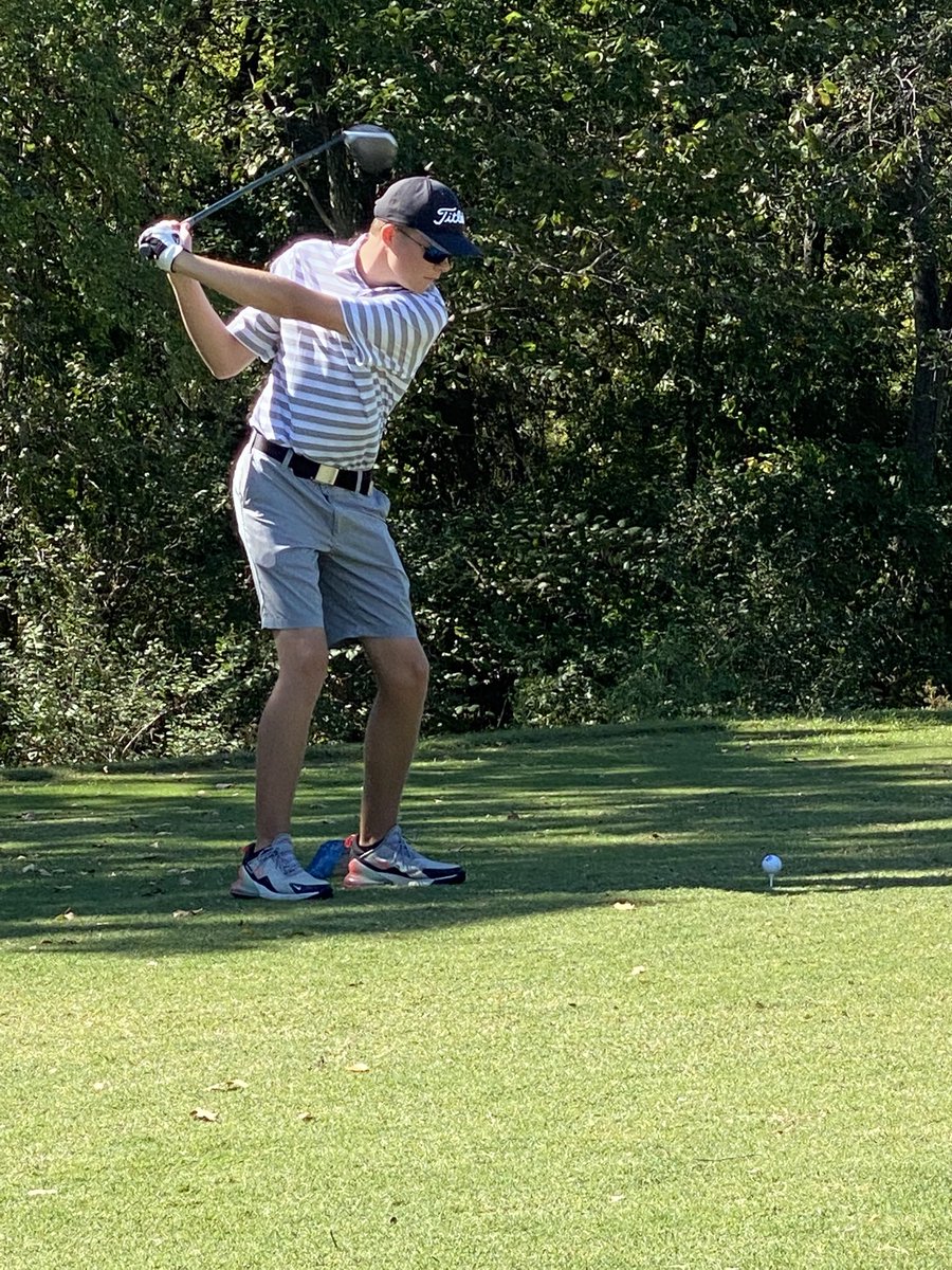 Jlowrey31's tweet photo. Congratulations to Farmer Golfer Jordan Srubar with his first Hole in One today!!! Par 3 on Hole 3!! Woo hoo!!! @lhsfarmergolf @LewisvilleHS @LISDsports @lewisvillestuco @LHSHarmon https://t.co/lHUgg64xfq