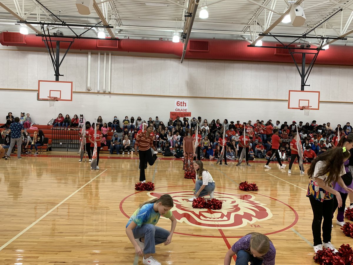 AmadiAHeyliger's tweet photo. FMS  Spirit @FurloughMiddle @wonturner @TerrellISD https://t.co/bn9CzvDMxp