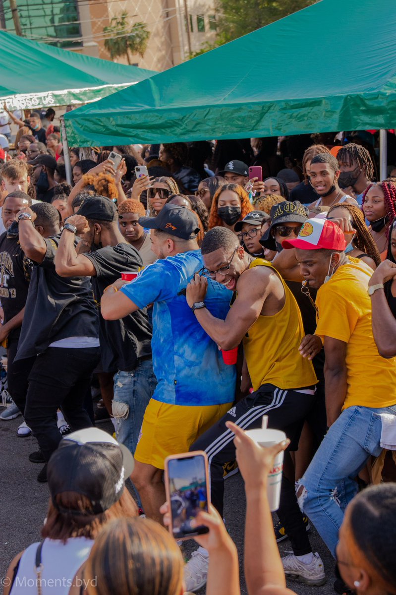 betatau1936's tweet photo. Beta Tau Block Party was a success! Thank you to everyone for coming out and shoutout to our partners for helping us with this event. #APETOBER recap coming soon 🦍 https://t.co/TES9TBsN2k