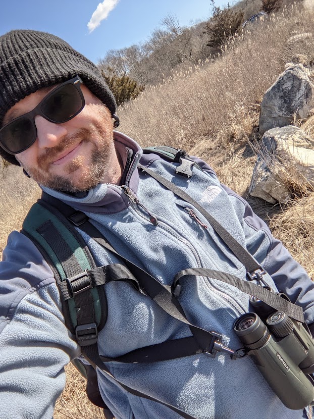 Hello! I'm Kevin. I'm a service-connected disabled #veteran, w/ #ChronicPain, #depression, & other illnesses. In addition to being a birder, I'm also a conservation ecologist working to protect birds. #BirdabilityBirders #BirdabilityWeek2021 #InvisibleDisabilitiesWeek