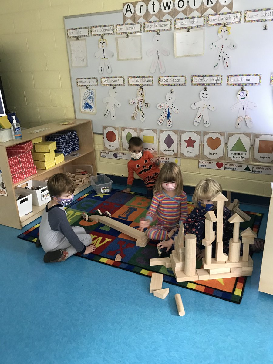 Adams_Preschool's tweet photo. Started our Building Study this week and we’ve been feeling very inspired to build! Castles, Skyscrapers, Gingerbread houses, and more! 👷🏾‍♀️👷🏻‍♂️ #collsedu #preschoolpenguins https://t.co/OoHe6ZpdHy