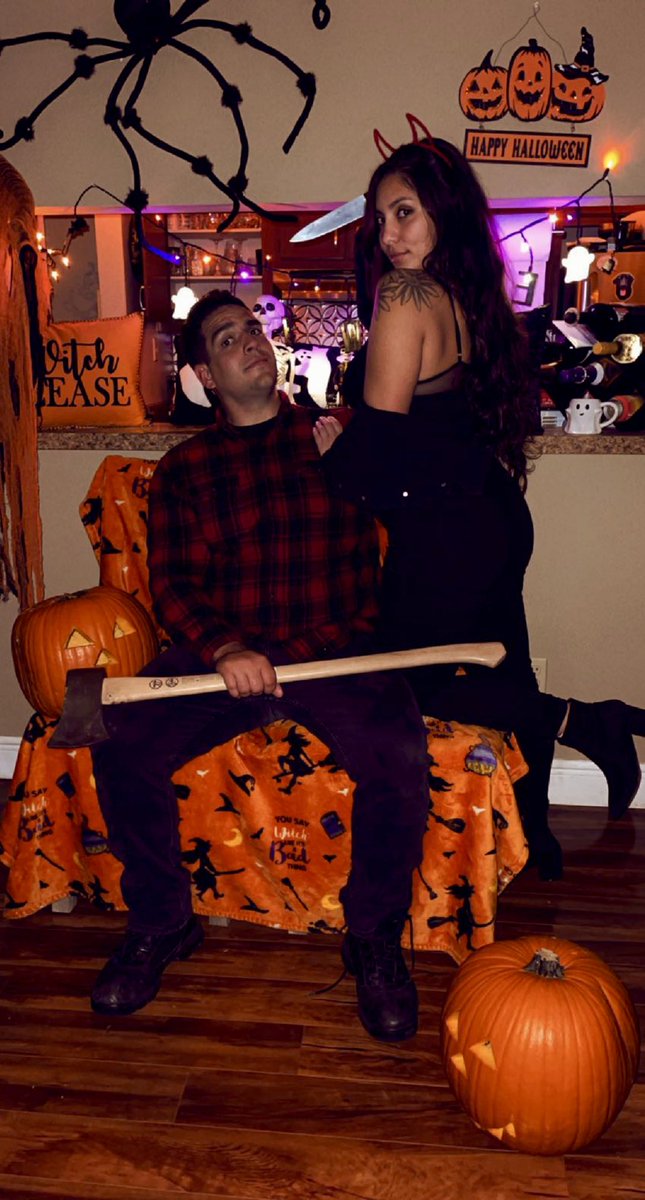 Ciara_Castillo's tweet photo. Jus dropping these photos here of me and the loml #spookyszn https://t.co/duj3uc3tcf
