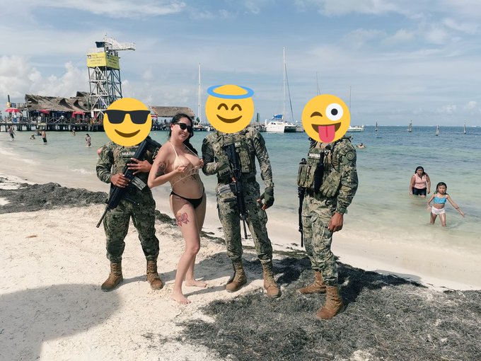 Hoy ando de traviesa en Playa Tortugas en Canc&uacute;n #exhibition #swingingcouple #milf #sexywife #exhibicionismomexico<a href="/tag/exhibition"class="tags">#exhibition</a><a href="/tag/milf"class="tags"><span>#milf</span></a><a href="/tag/sexywife"class="tags"><span>#sexywife</span></a><a href="/tag/swingingcouple"class="tags"><span>#swingingcouple</span></a><a href="/tag/exhibicionis"class="tags"><span>#exhibicionis</span></a>
