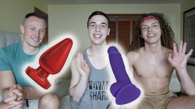 Can you sing with a butt toy in your ass? @TroyeJacobs can! https://t.co/zrlNhl2j3Y ft. @jackvalorxxx