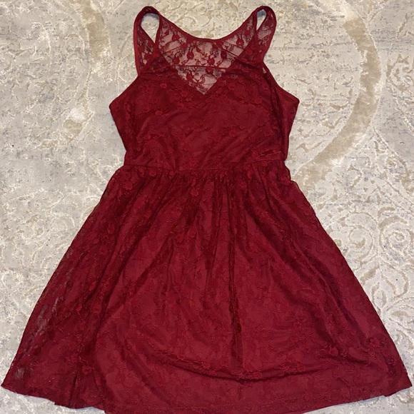 Dougs_Life_'s tweet photo. So good I had to share! Check out all the items I'm loving on @Poshmarkapp from @SharaBrooks19 #poshmark #fashion #style #shopmycloset #brooksbrothers #craftbarrow #forever21: https://t.co/ebm25OekEn https://t.co/ouYHzlf3gx