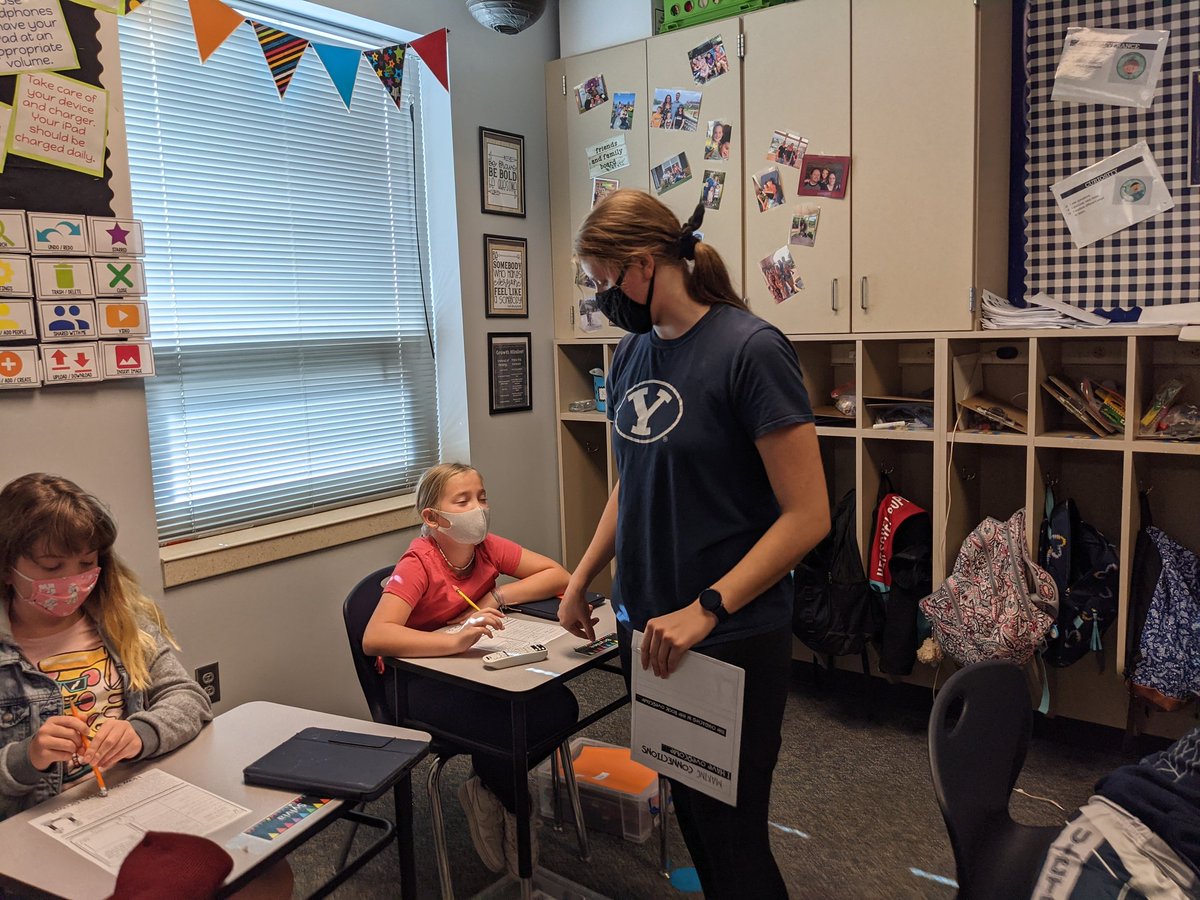 LPS_EIP's tweet photo. Miss Aralyn and the students @MissCWilliams3 loved exploring growth mindset with a very engaging story. They had the best ideas for reframing their thoughts. #ThisIsEIP https://t.co/BISirEcu6t