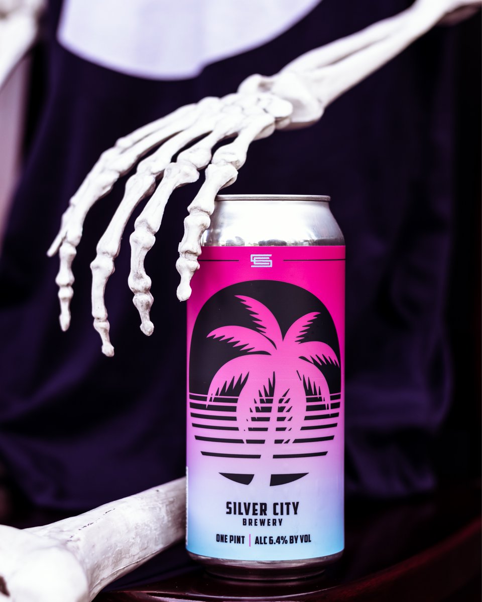 🌴Trick or Tropic > Trick or Treat 🍬 Raise your hand if you’d swap Candy for Beer this Halloween🙋🏼‍♀️🍺🍬 #halloween #trickortreat #tropichaze #wabeer #wabl #pnwbeer #silvercitybrewery