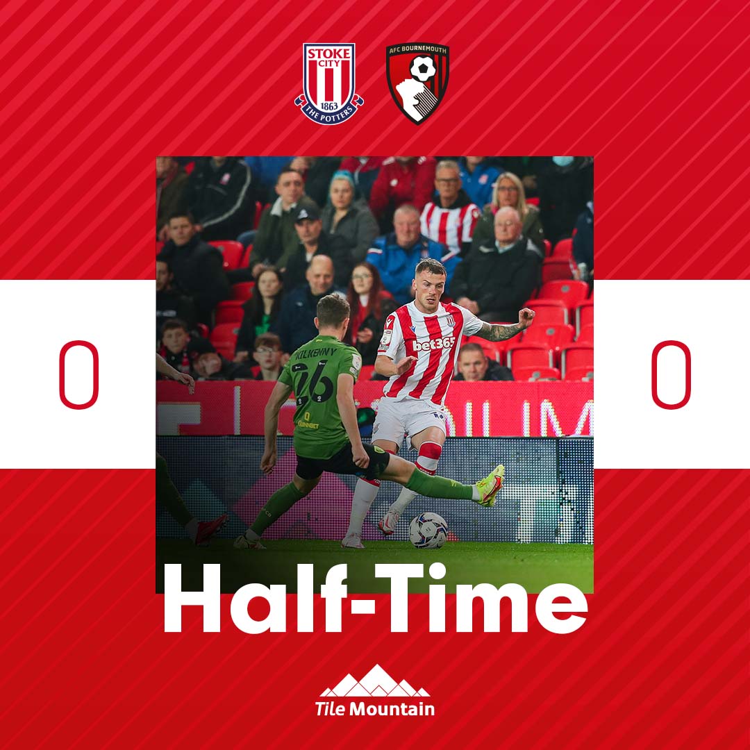 stokecity's tweet photo. ⏸ Nothing between the sides at the break.
🔴⚪️ v 🍒
#SCFC #STKBOU https://t.co/oj4V15NG38