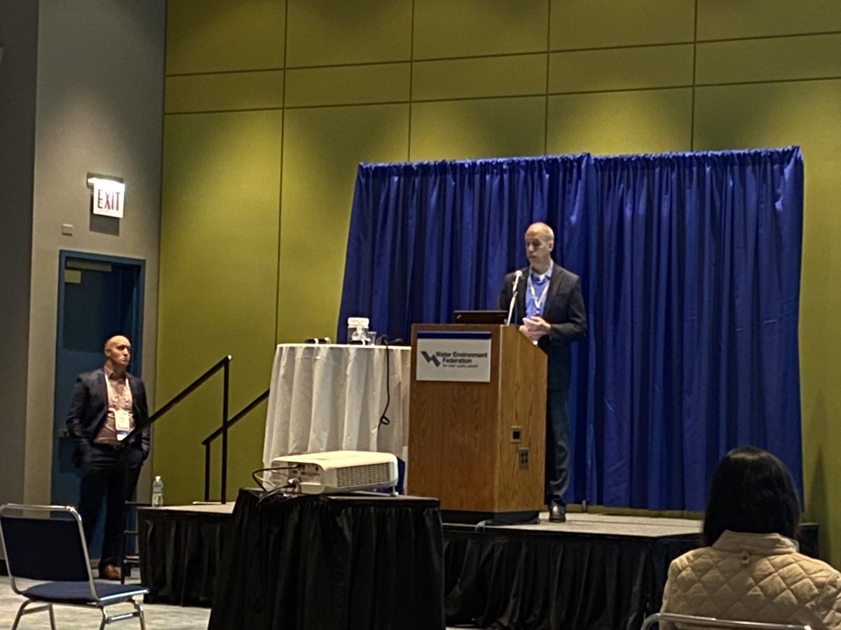 Biosolid73's tweet photo. Mark Van Auken from @Arcadis_NA talking about storm water asset management during #WEFTEC21 https://t.co/7g0eZYJu2H