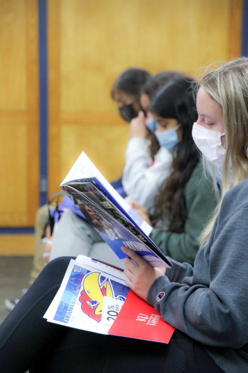 Exploring colleges is an important first step of the college process to find the right fit!

Students from <a href="/usd469/">Lansing USD 469</a>, Basehor-Linwood, and @WFHS had a great campus visit and admissions presentation at <a href="/UnivOfKansas/">University of Kansas</a>.

#TRIOworks
