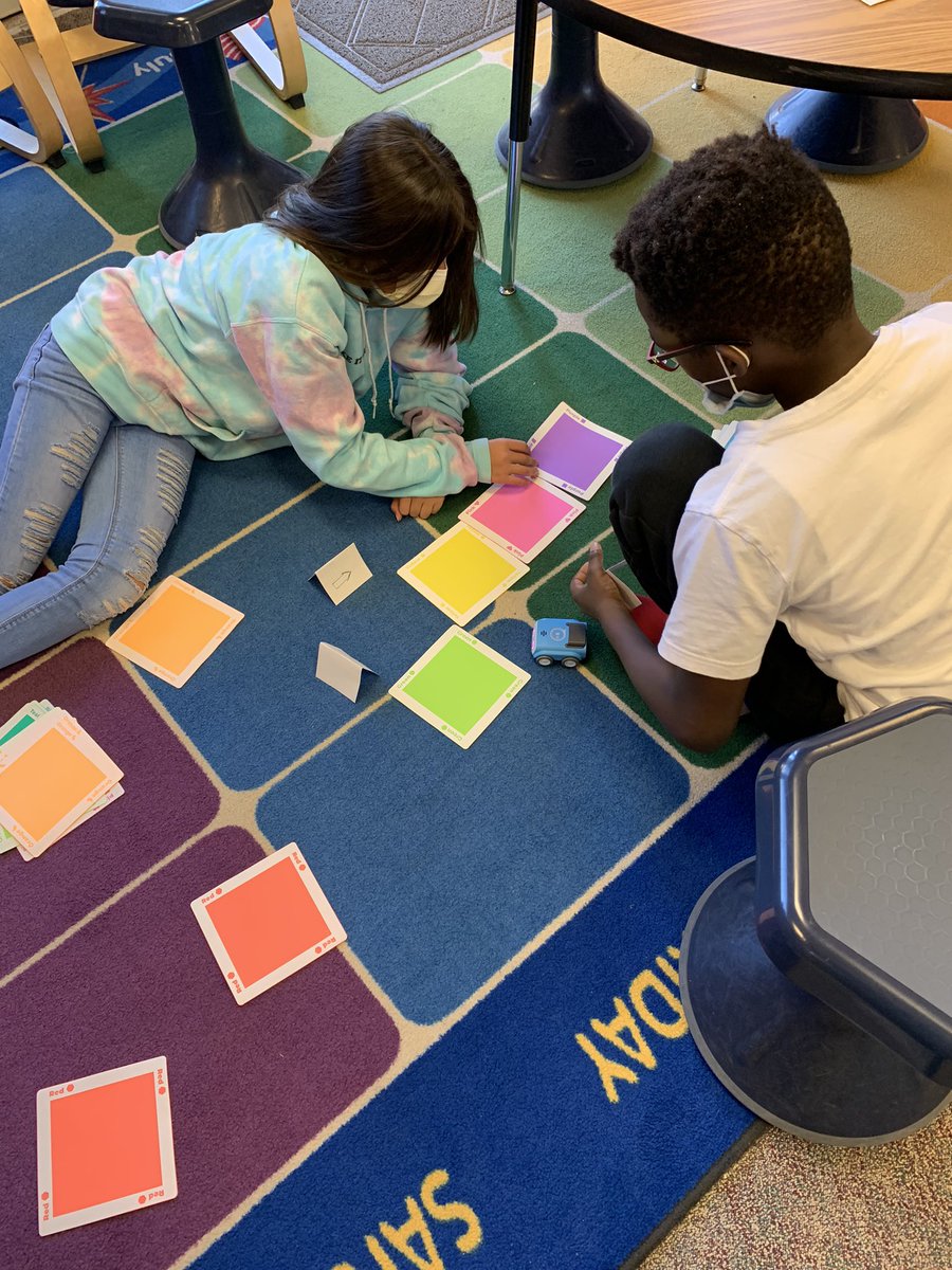 mszhangsclass's tweet photo. Making our own @SpheroEdu indi challenges for each other! @Suglibrary @SUG_STEAM @PropelLevel https://t.co/k6NDeajtj5