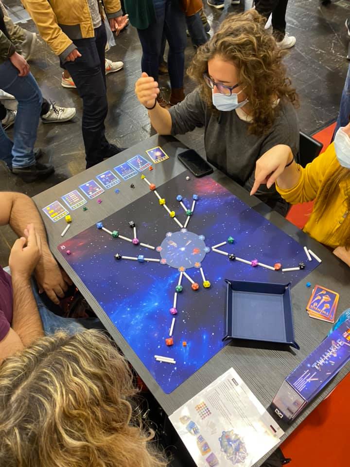 v_cubes's tweet photo. A dozen nice Twinkle constellations made during Essen Spiel!
Twinkle was sold out! We are really proud!
#SPIEL2021 #spiel #spielpreis #strategygames #dicegames #dice #boardgames #essenspiel #boargamesofinstagram https://t.co/XIrCf3tXYm