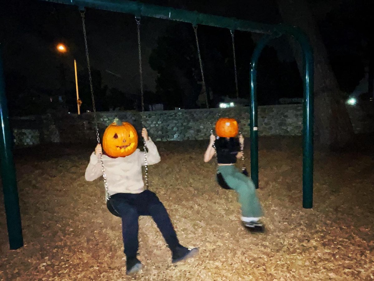 eddthemenace's tweet photo. “I became insane, with long intervals of horrible sanity.” 🎃👻🌑 https://t.co/HXkaOsaHR5