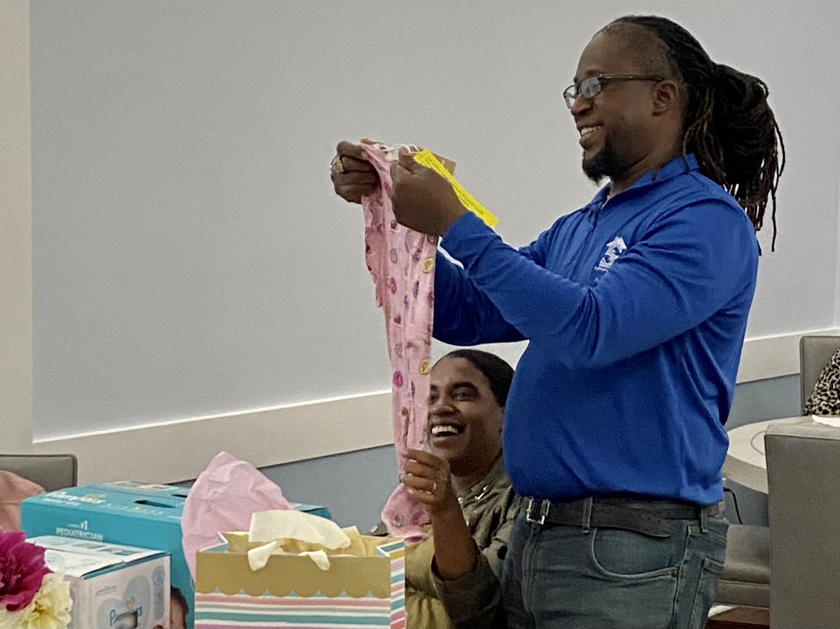 Caring_House's tweet photo. Our incredibly kind and talented night manager is having a BABY. Congratulations Joseph and Keisha! We are so excited to have another member in the #CaringHouse family. 🏡💕 #homeawayfromhome https://t.co/FBssCgQgDg