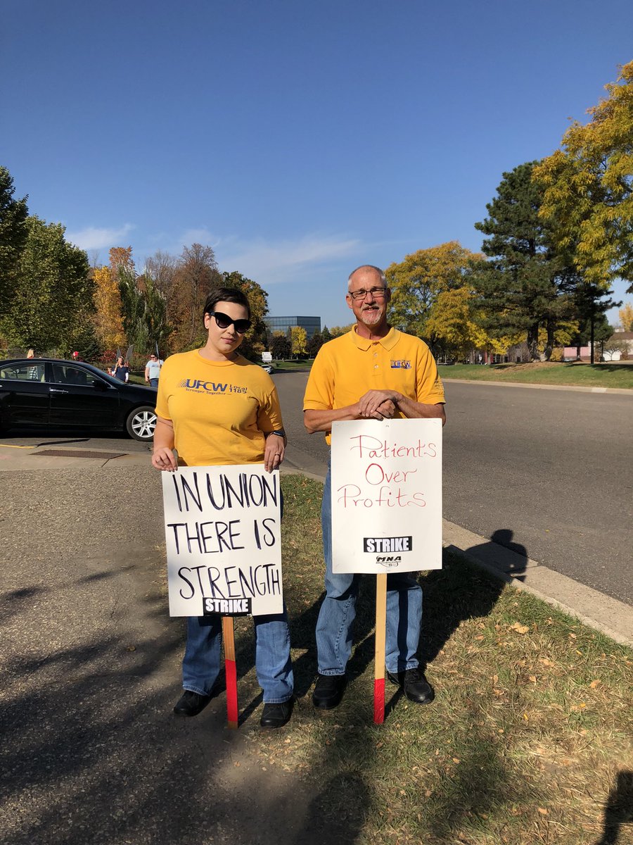 mnnurses's tweet photo. More #unionstrong support from @ufcw1189! #striketober #1u #supportnurses https://t.co/PTnESZdlnQ