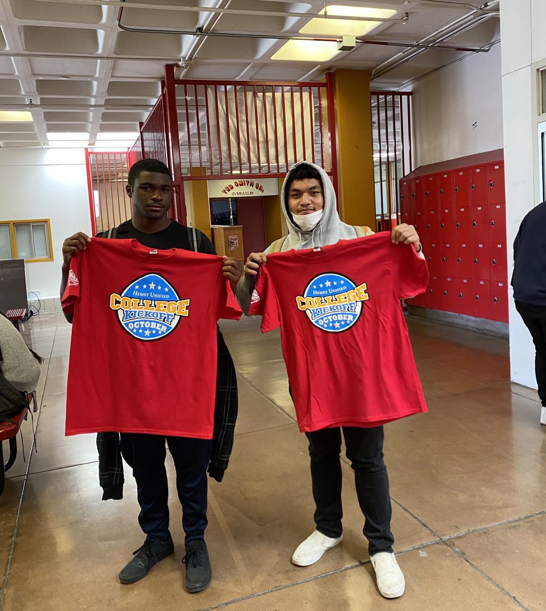 RivCo Office of Education (@rcoe) on Twitter photo Hemet High School <a href="/hemet_high/">Hemet High School</a> <a href="/HemetUnified/">Hemet Unified</a> students got College Kick Off #CollegeKickOff gear from their event last week! #cko2021 👕🏫 Hemet High School <a href="/hemet_high/">Hemet High School</a> <a href="/HemetUnified/">Hemet Unified</a> students got College Kick Off #CollegeKickOff gear from their event last week! #cko2021 👕🏫