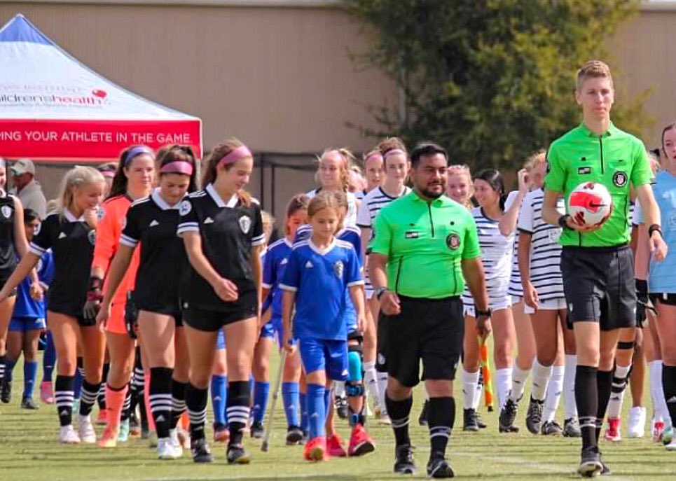 28KateRyan's tweet image. Fun chance on Sunday to get to know some little Stingers as part of the Sting Academy Month. @StingSoccerClub   Thanks to their parents for adding supporting voices to our sidelines too.