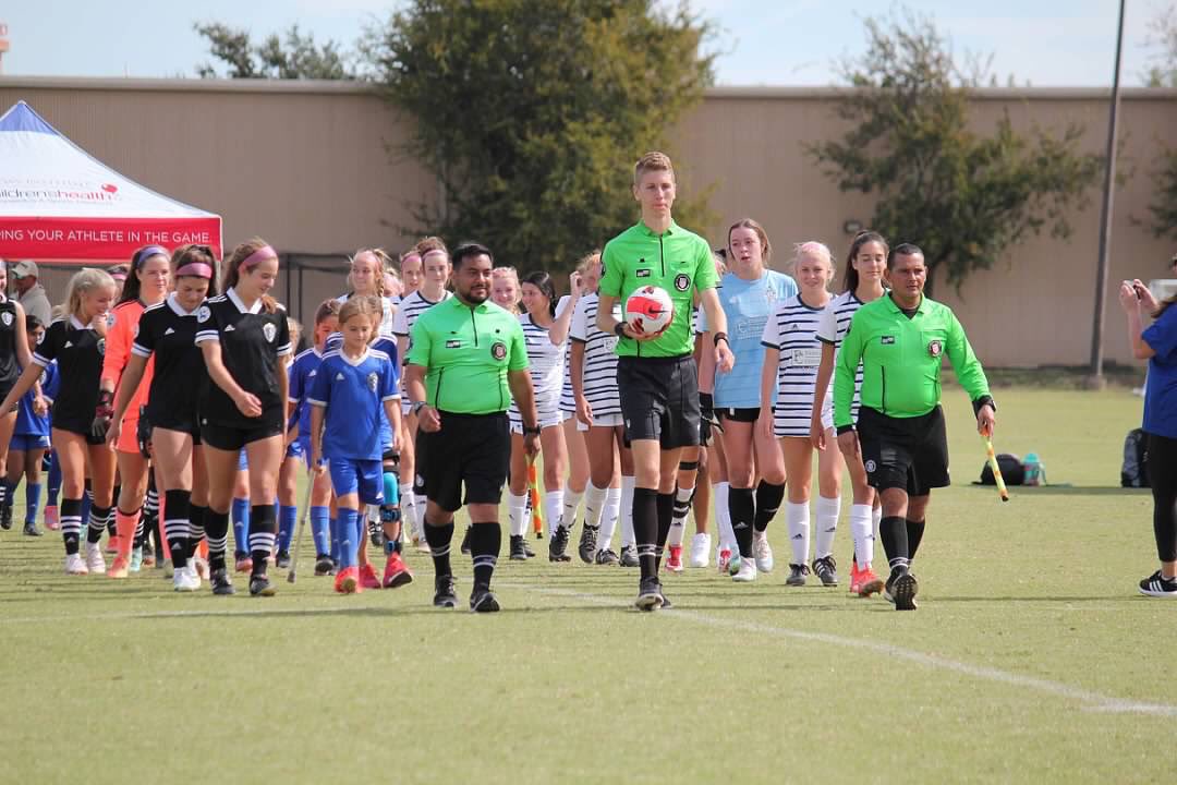 28KateRyan's tweet image. Fun chance on Sunday to get to know some little Stingers as part of the Sting Academy Month. @StingSoccerClub   Thanks to their parents for adding supporting voices to our sidelines too.