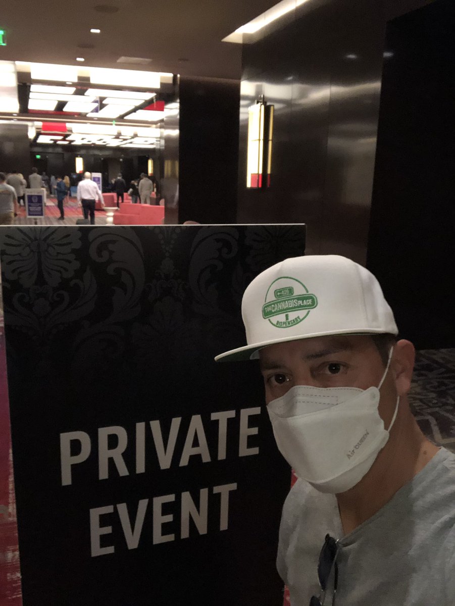 the_cannabis_pl's tweet photo. #MJBizCon Our CEO / #LatinX &amp; #ServiceDisabled #Veteran made it ! @MJBizDaily  If you spot him make sure to catch a pic @the_cannabis_pl https://t.co/DHYhFyvnGJ