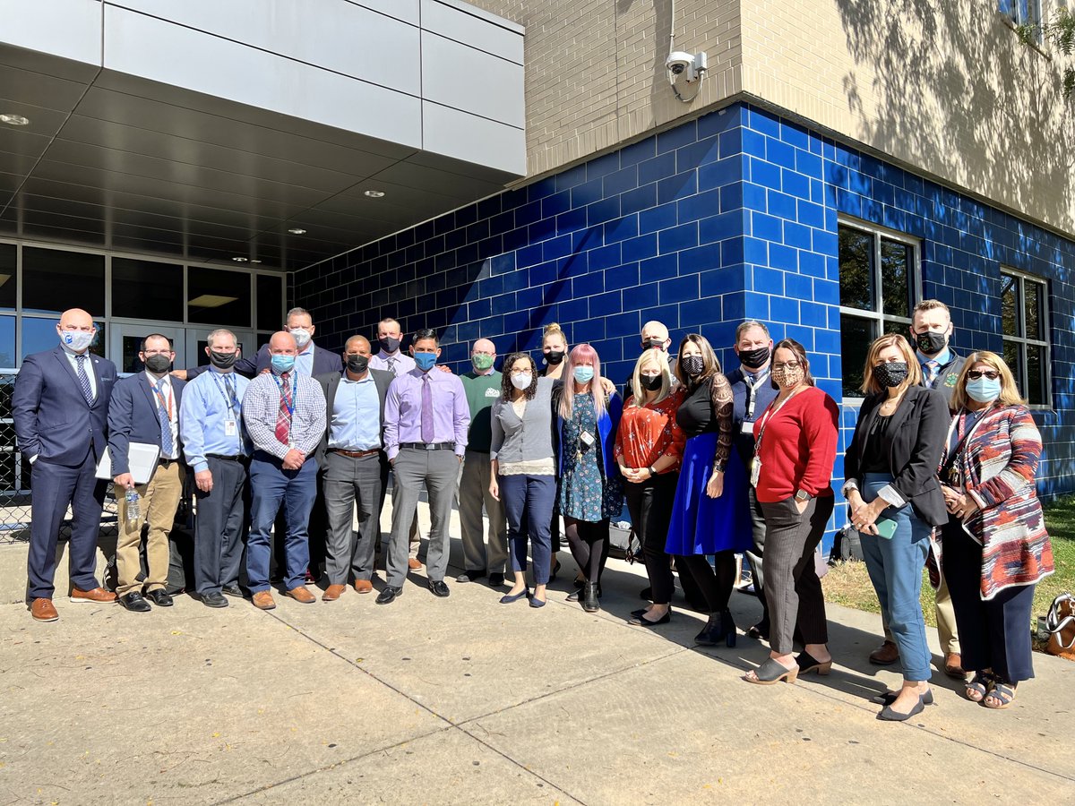 AllentownSD's tweet photo. In honor of #NationalPrincipalsMonth, can we talk about how AMAZING this group is? Our principals go above and beyond each day to ensure their studentsโ academic success, and work tirelessly to protect the health & safety of every person in our community. ๐ to say THANK YOU! https://t.co/e4lG6JkJIQ