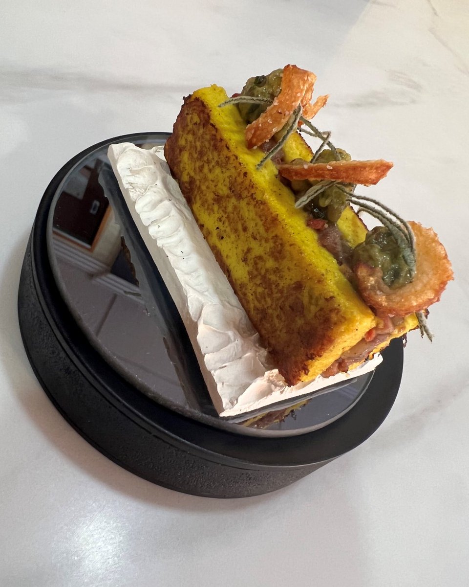 CNPinchos's tweet photo. "De la panocha, hasta los andares" de Álvaro Vicente González @Alveriko 
#TapasVll2021 #TapasVll21 #CNPinchosVll #gastronomia #tapas #spanishgastro #vamonosdetapas https://t.co/2A2LDmLXuw