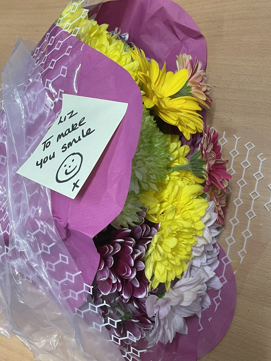 MrsEABell's tweet photo. These certainly did make me smile 😊 thank you 🌸 🌹 🌺 @StThomasBoston @InfinityAcad #encouragingeachother https://t.co/nAdtHHx3TG