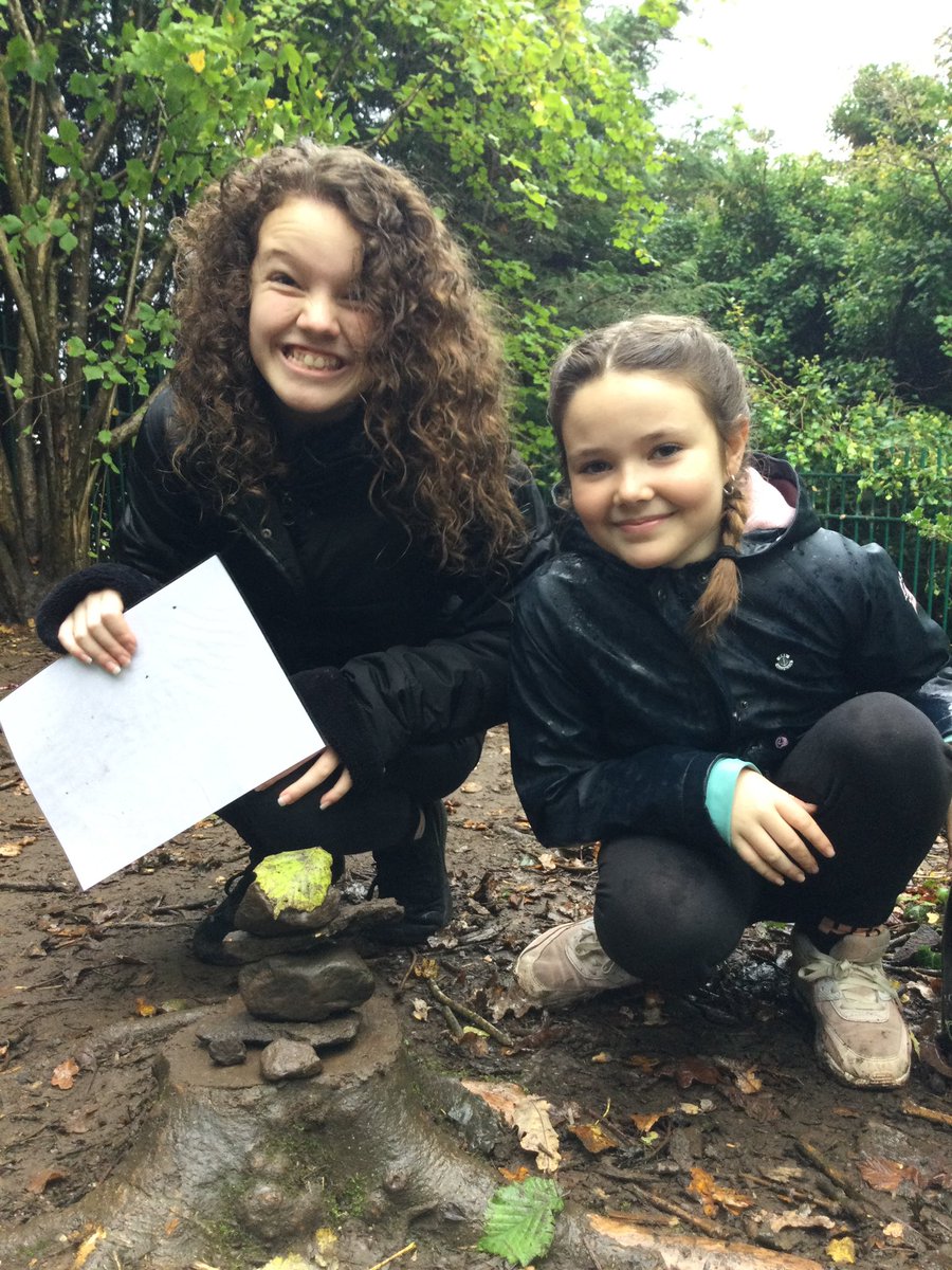 PPSMrCleaves's tweet photo. A wonderful morning in the very damp forest classroom making rock statues based on the art work of English born artist Ted Harrison who moved to the Yukon. The stone statues are Inuit statues called Inukshuk. @PPSExpresiveArt #PentrepoethProud #PPSAllaboutlearning https://t.co/2CO3gsBG0G