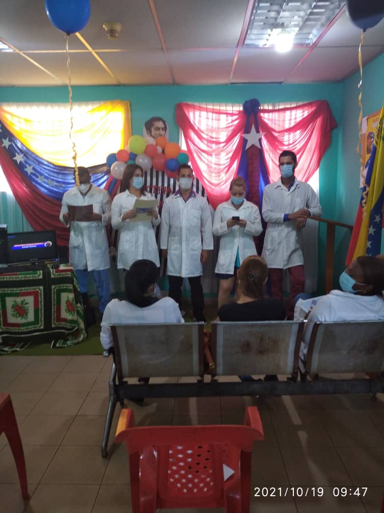 Katy48664637's tweet photo. Se realiza en él @LloviznaLa Activo Juvenil.Avanzar es la tarea , retroceder no es opcion. Los Jóvenes de #Bolivar estamos con la #Revolucion .🇨🇺
#CubaCoopera @Cubacooperabol2 @cubacooperaven @LloviznaLa @AdanVillavicen5 @AnayansyPR #SomosContinuidad #HeroesdeLaSalud https://t.co/AcjhPpU8cJ