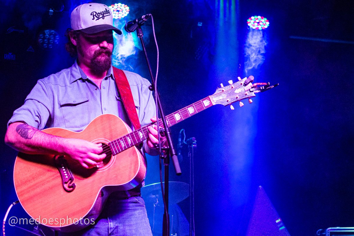 MusicMarauders's tweet photo. Perspective of Riley Downing & Kassi Valazza from @GlobeHallDenver in Denver, CO is live on https://t.co/dM28zcq23R courtesy of Martin Smith & Melissa Evans! https://t.co/643oKrCfY1
#RileyDowning #KassiValazza #GlobeHall #Denver #Colorado #LiveMusic #Photography #MusicMarauders https://t.co/RLXBPFU1Jl