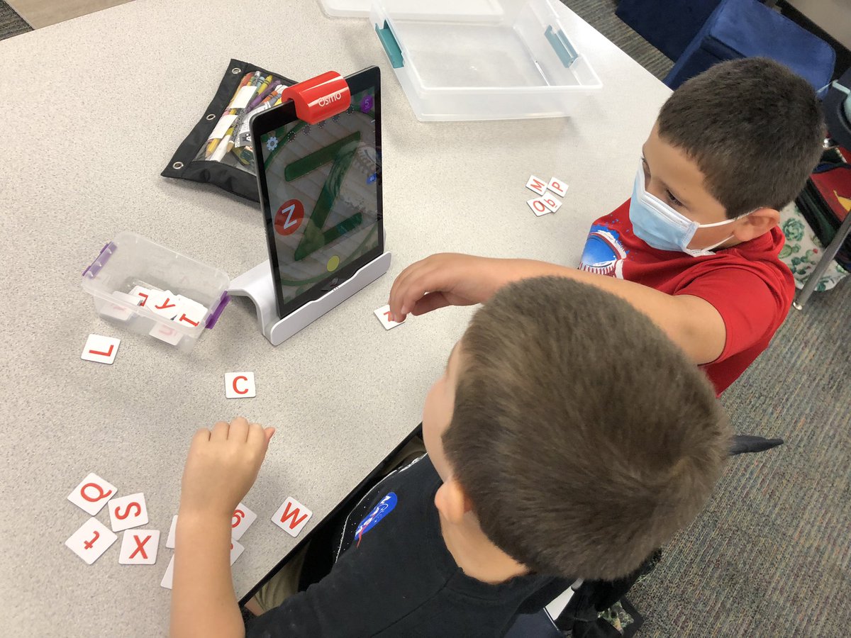 Selena Brooks tweet media