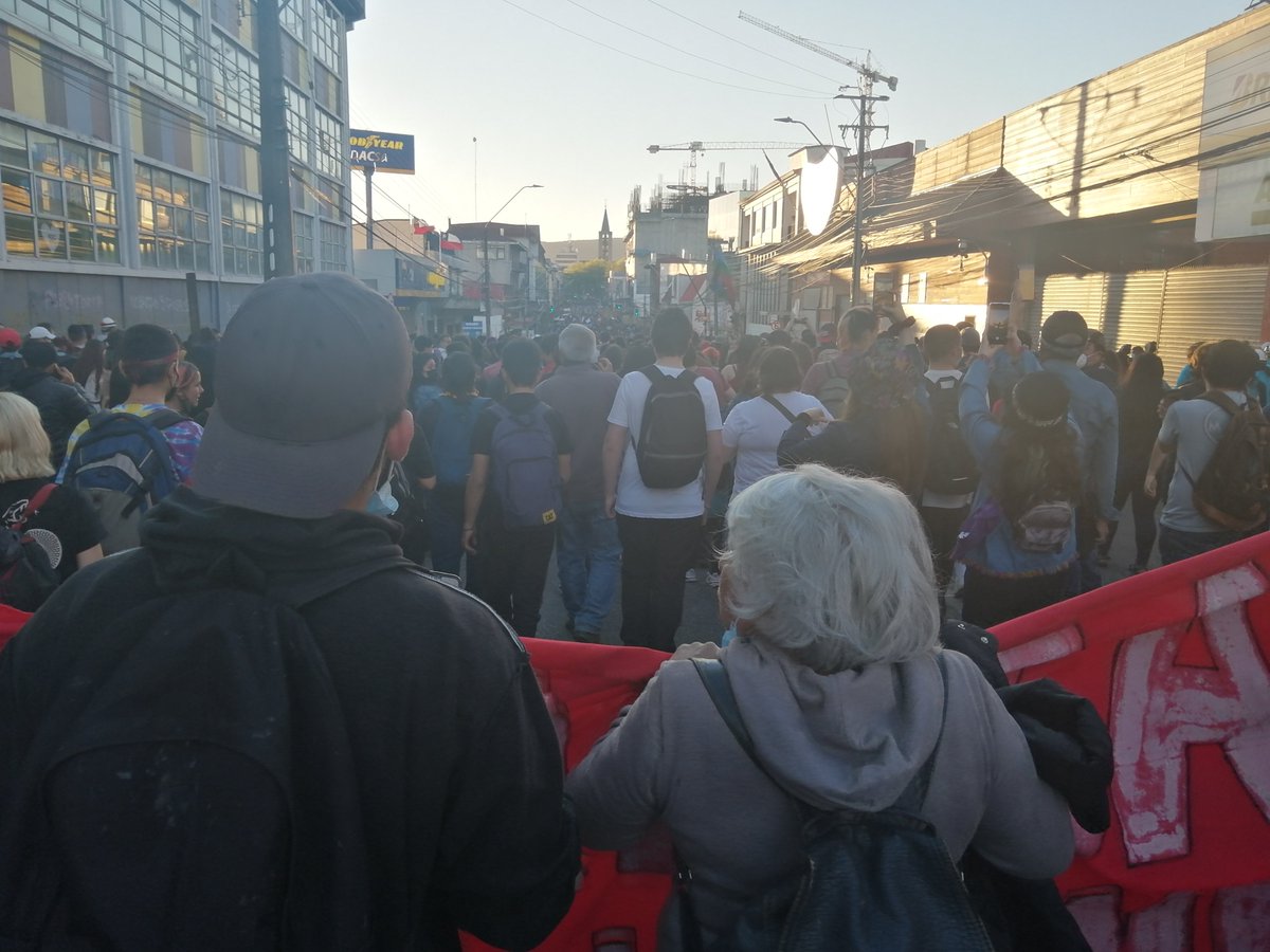 AsambleaComunal's tweet photo. 18 de octubre en #Valdiviacl https://t.co/RyGdA7BiXC