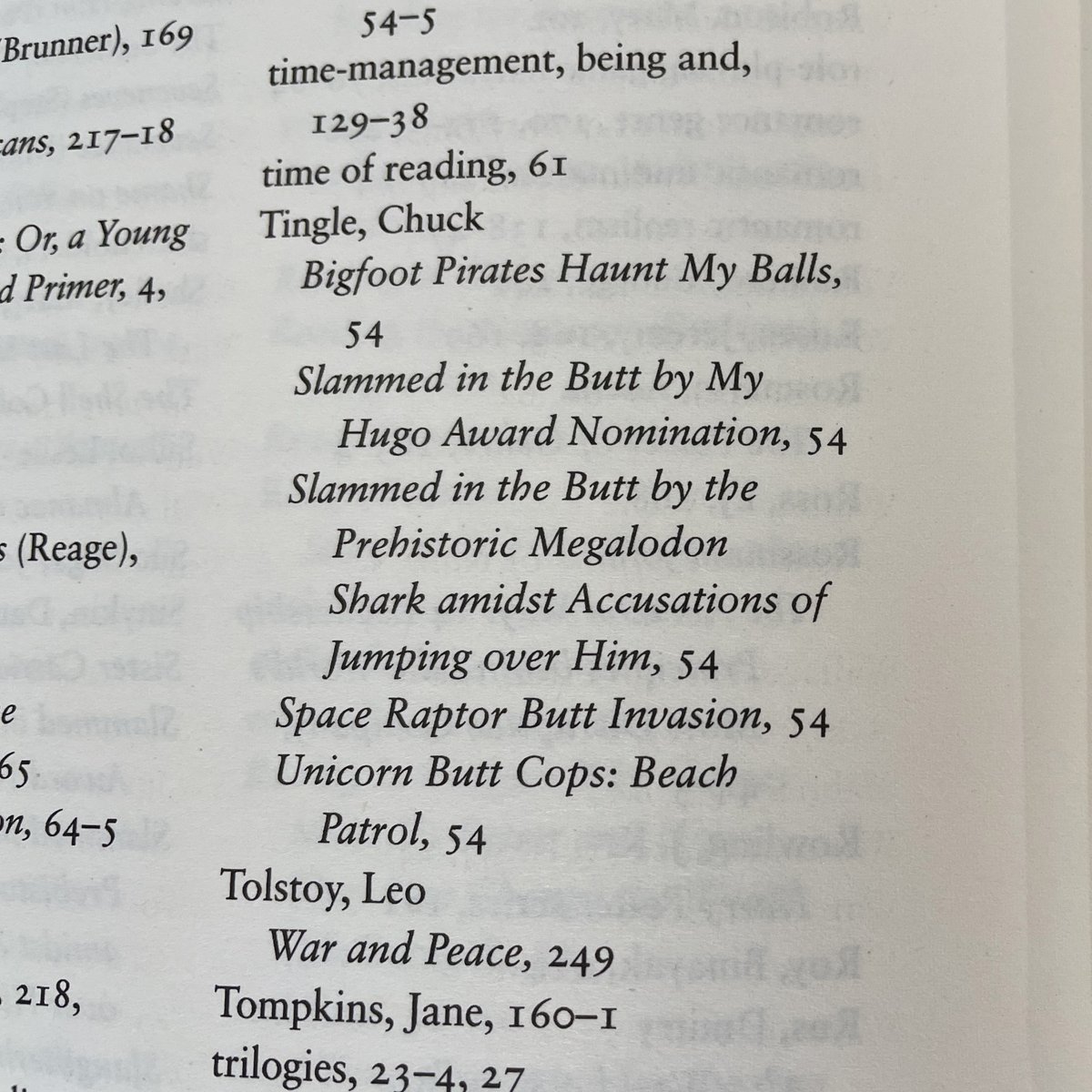 Chuck Tingle tweet media