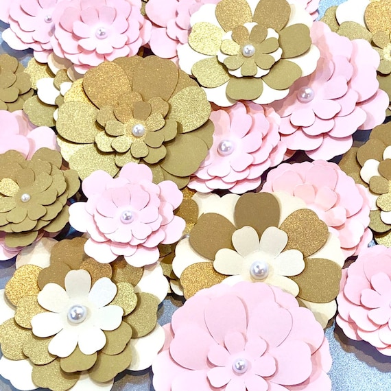 IvaCrafts's tweet photo. Small Paper Flowers 10/15 pcs in Blush &amp; Gold, https://t.co/fCUpi47Obt #paper #origami #paperflowers #miniflowers #birthdaydecor @etsymktgtool https://t.co/WvhD8gRpRV