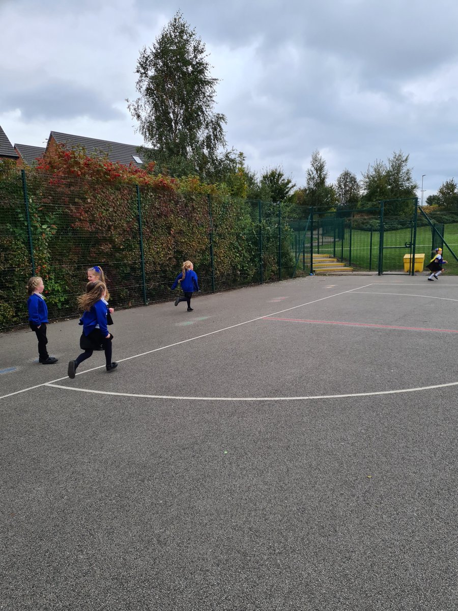 academy_grange's tweet photo. Indigo class completing half of their daily mile 

@_thedailymile

@Halton_SG

They needed a lie down after it! We are building up a lap each week and aim to get to the full mile soon https://t.co/ODQiYKJCPw