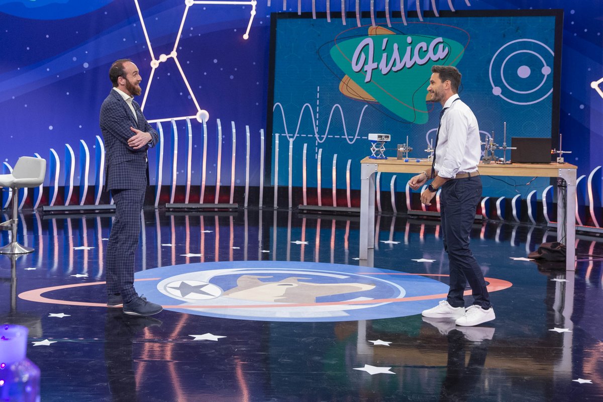 orbitalaika_tve's tweet photo. 🛰️@JaSantaolalla está seguro de que algún día lograremos llegar a Marte.
RT si estás con él.
Like si no lo ves claro.
#ÓrbitaLaikaMarte https://t.co/pN7l23tmeY