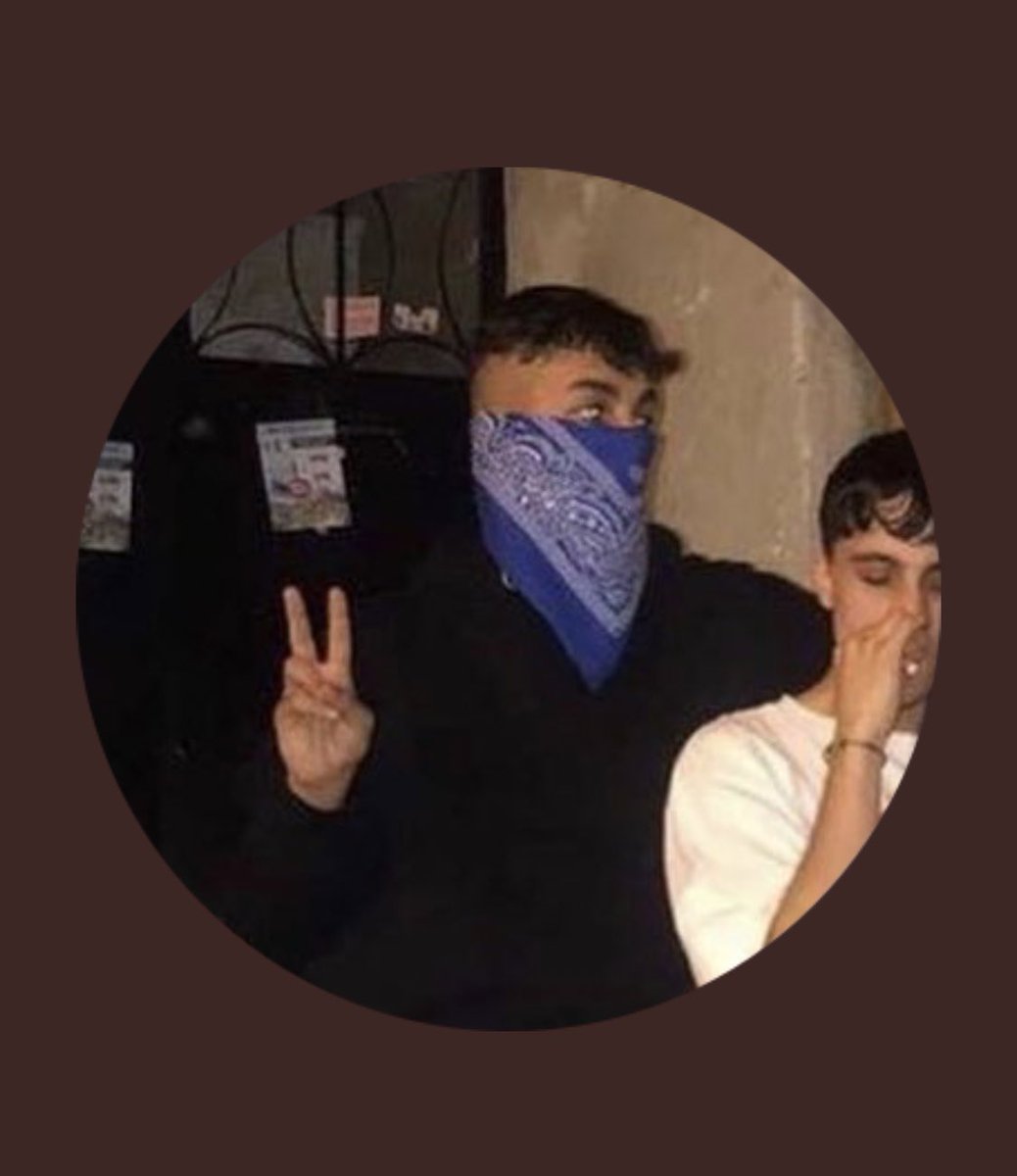 celanflex's tweet photo. dostlarım sağlam silahtan, aynen öyle @IyikiMuzik https://t.co/nyrQYBhEfl