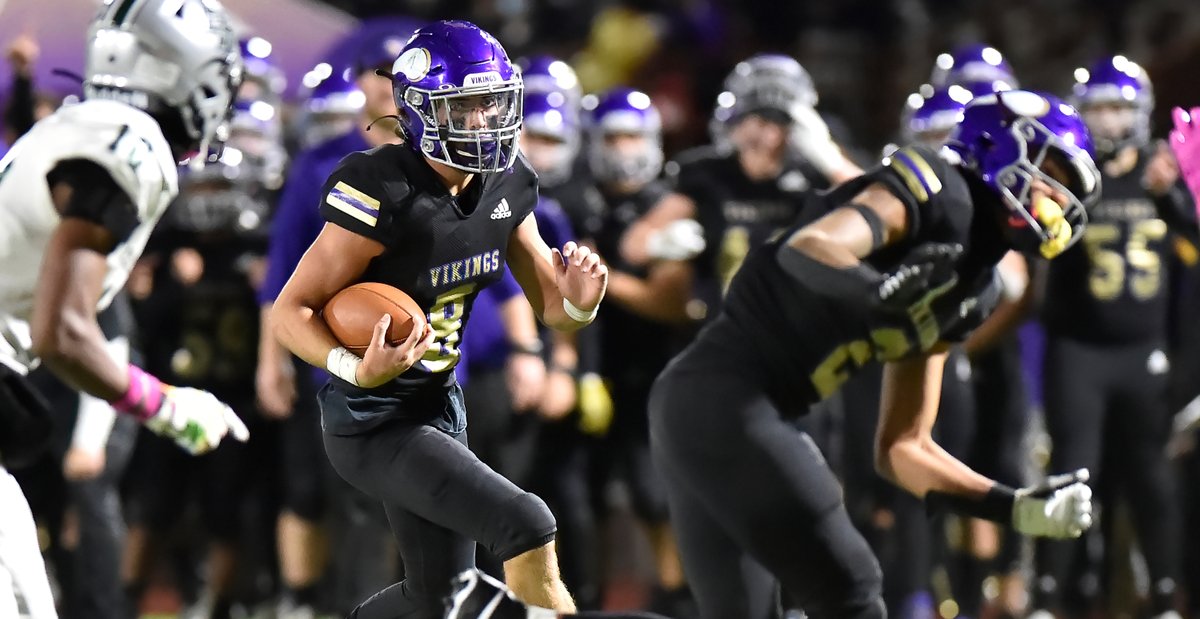 CascadiaPreps's tweet photo. PHOTO GALLERY: Puyallup's Luke Faccone kicked a game-winning FG in overtime to give the Vikings a 24-21 win over Emerald Ridge.

📸: @BellyFatLost 

LINK - https://t.co/q7OMz3uK9g https://t.co/ytvy5fsE30