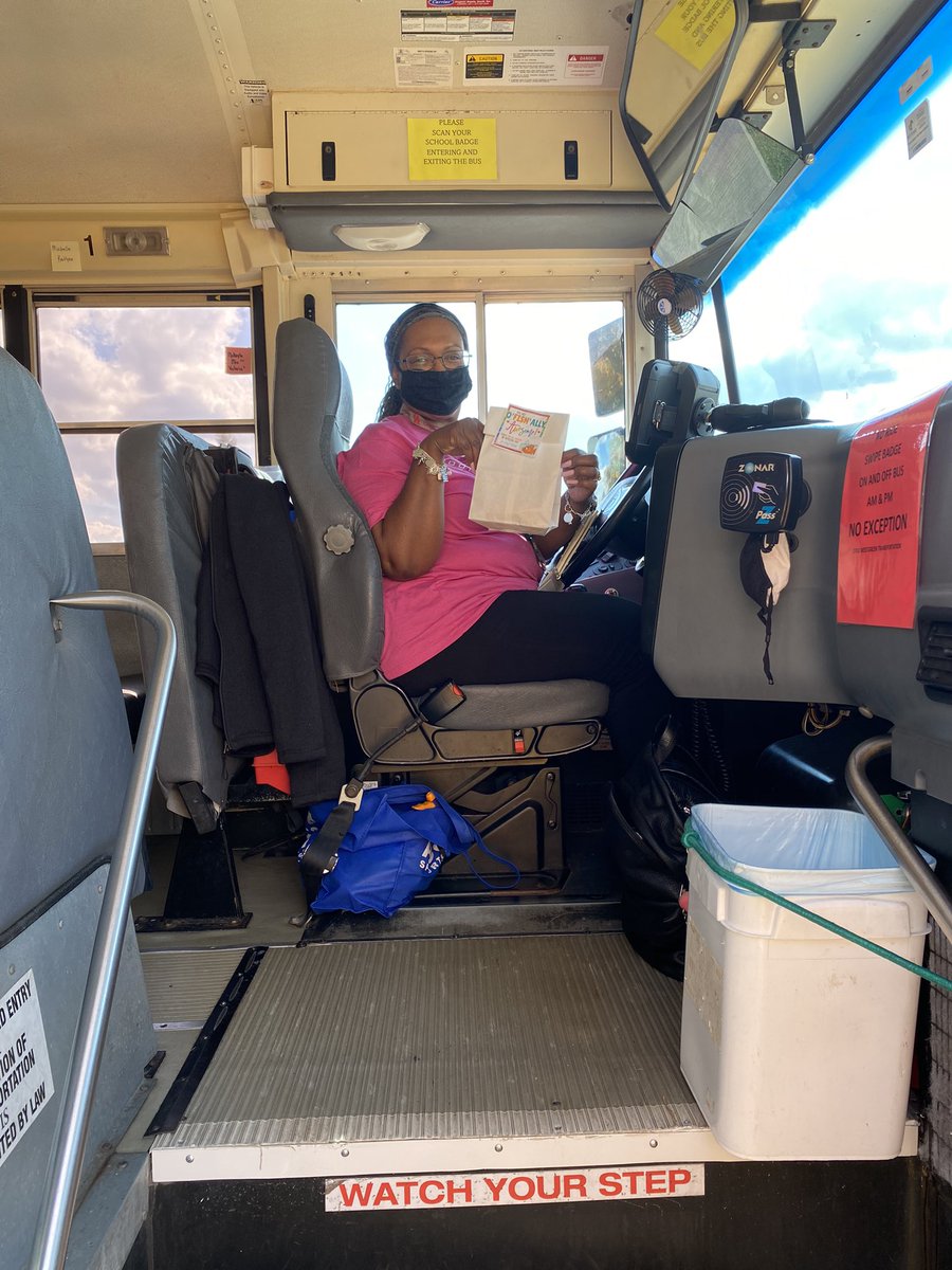 chasenhouston's tweet photo. We appreciate all of our drivers. Just a little lagniappe for making sure our Pups arrive and depart safely each and  every day!! We thank you!! #HopperMS #TEAM #BUSSAFETY https://t.co/jj7nydd4nF