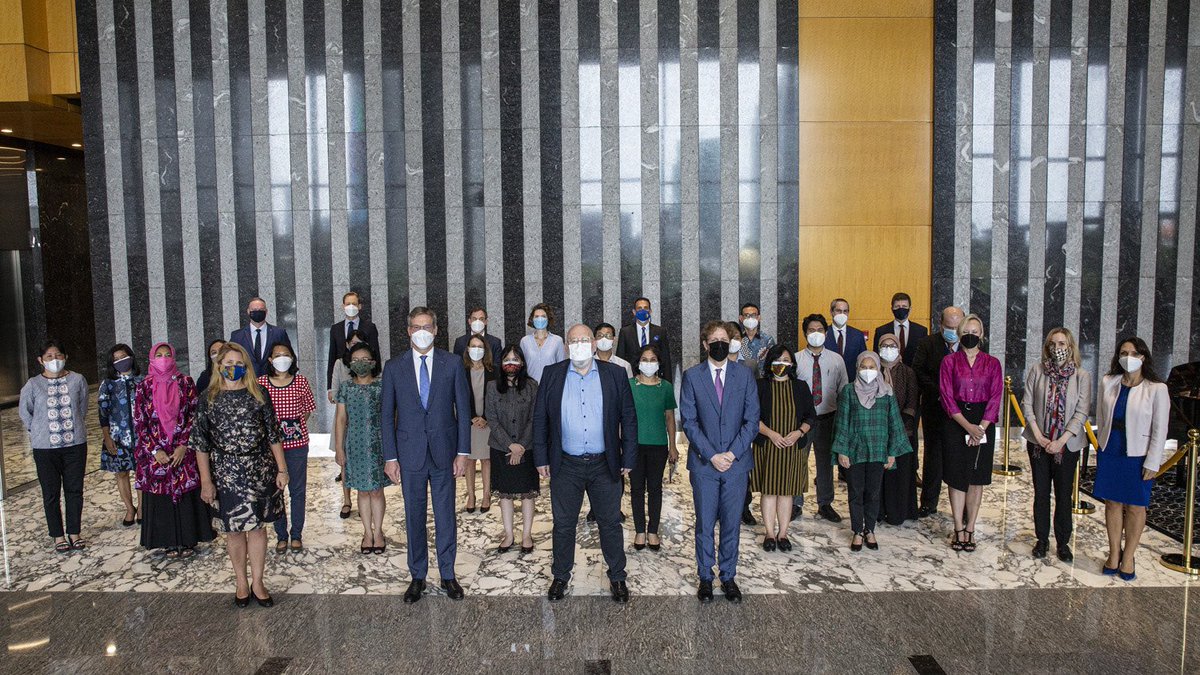 Leaving Jakarta after good meetings to discuss how Indonesia is planning to meet its climate targets. To fight the climate crisis, all G20 countries will need to accelerate their emissions cuts on the way to #NetZero. Phasing out coal will be crucial; the EU is ready to support.