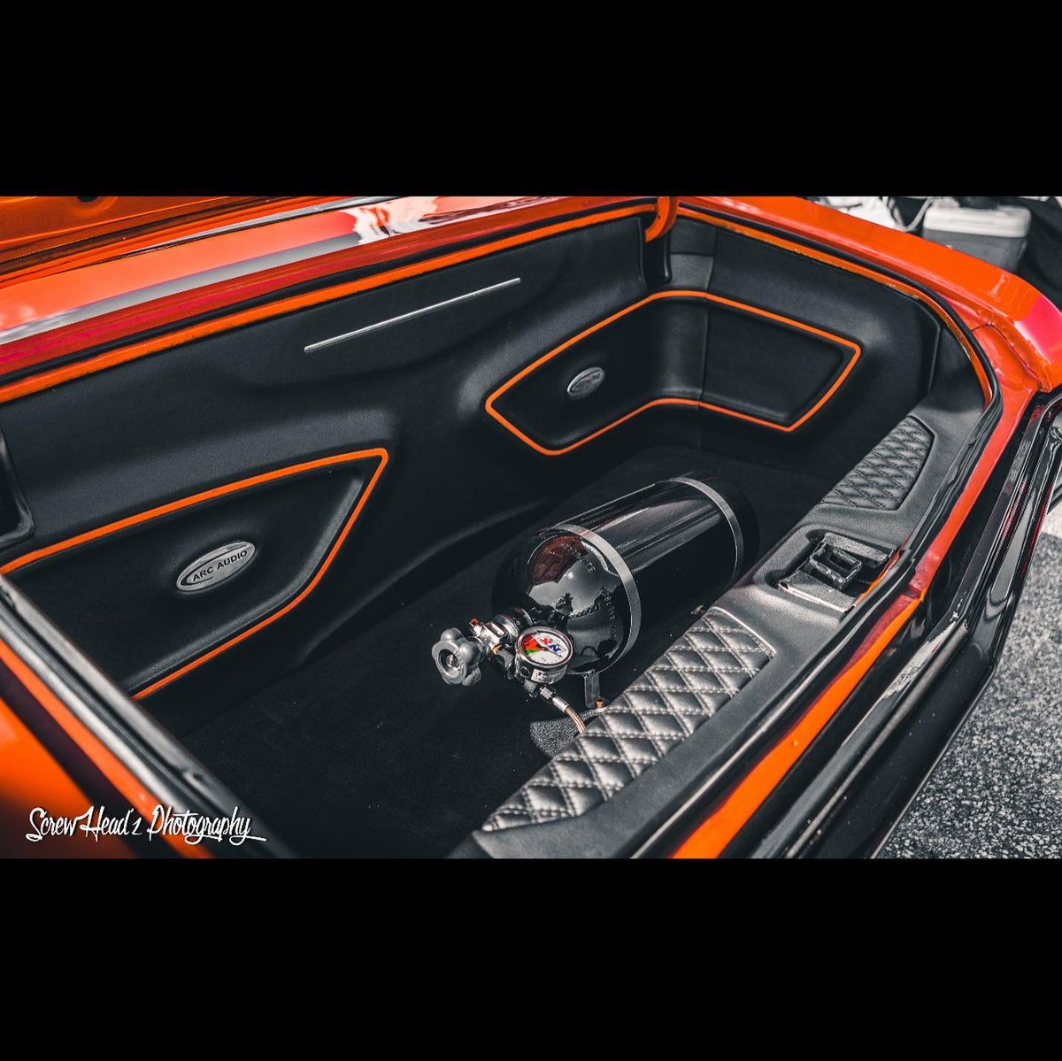 ArcAudio's tweet photo. From the legend, Shaun Hewitt and Hewitt High Performance, the 1000hp 1970 Chevelle! It sounds good AND sounds good if you get my drift π
#arcaudio #caraudio #chevelle #1000hp #hewitthighperformance https://t.co/UbL1YJKEr0