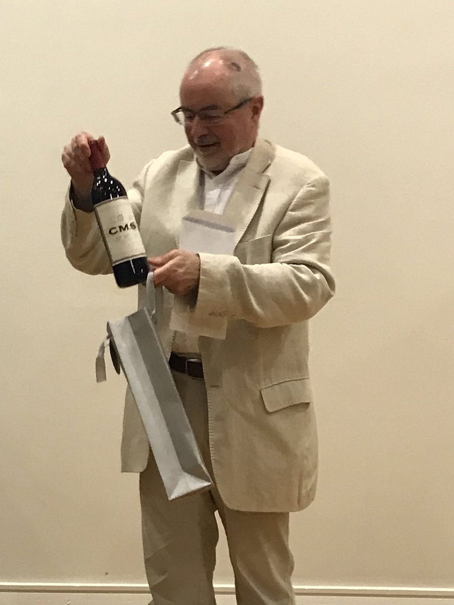 ___Michelle____'s tweet image. I am lucky & honoured to have studied my PhD with Prof Ian Cross at the Centre for Music & Science @CamUniMusic @Cambridge_Uni. He is the kind of leader I aspire to be -generous, kind, unfailingly supportive,& full of wonder for new ideas.Congratulations on your retirement, Ian!