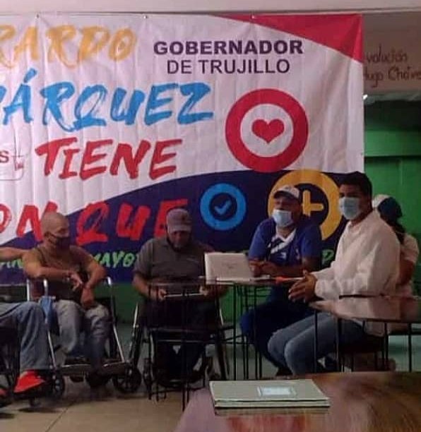 Hoy #EnFoto📸 #19Oct la comisión de Salud <a href="/djoepb_oscar/">oscar pacheco</a> y la Coordinación de la juventud Jonás Bracamonte acompañamos al Comando de Campaña Aristóbulo Isturiz Personas con Discapacidad #JuventudALaVanguardia #EnElBarrioMeGustaMás

<a href="/vargas_mimou/">Alexander Mimou Vargas</a> <a href="/FunMovPazYVida1/">Fundación Movimiento por la Paz y la Vida</a> <a href="/keywerandrade_/">Keywer Andrade</a>